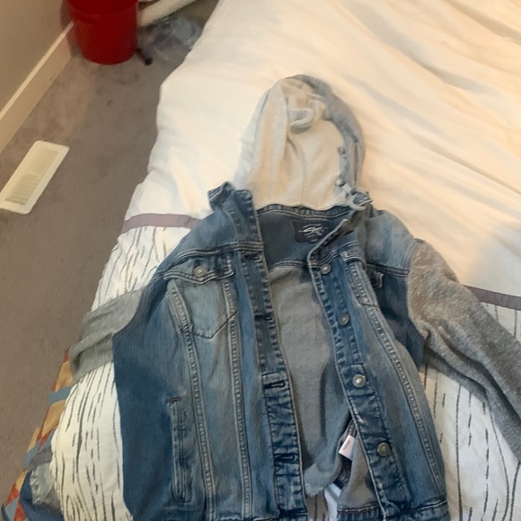 Women’s jean jacket - Picture 1 of 2